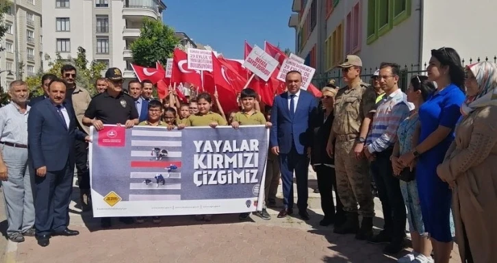 "Yayalara öncelik duruşu, hayata saygı duruşu" etkinliği
