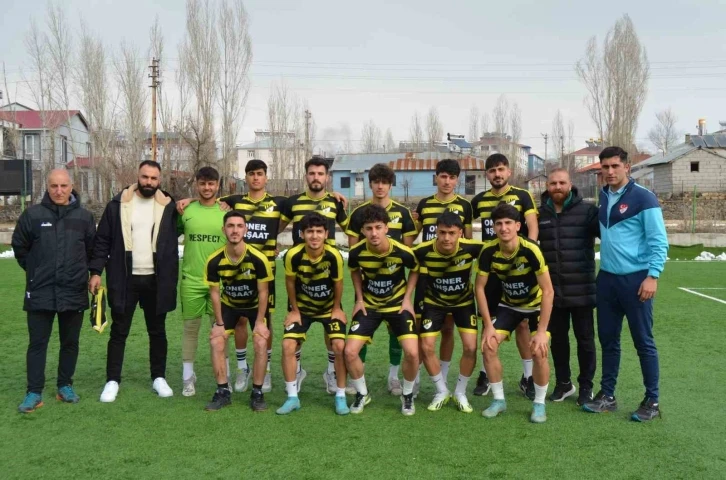 Rakip takım sahaya çıkmayınca Yeşil Vartospor hükmen galip geldi
