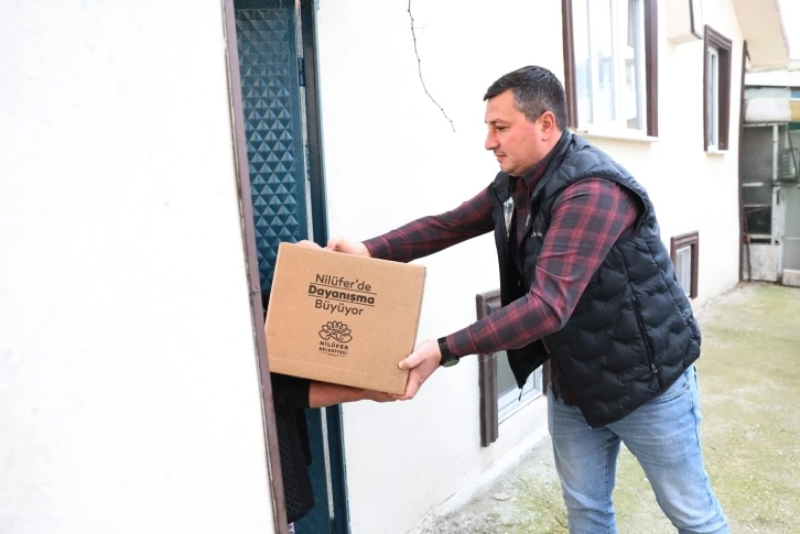 Ramazan ayında yardım kolileri ihtiyaç sahiplerine ulaşıyor
