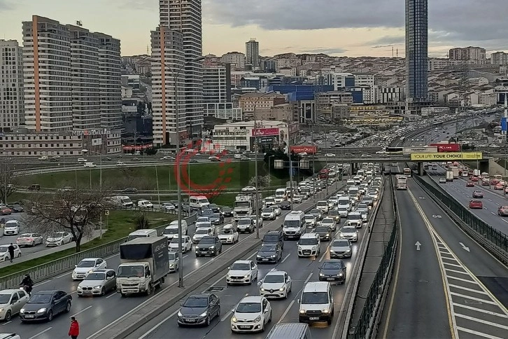 Ramazan ayının ilk gününde trafik yüzde 63’e ulaştı