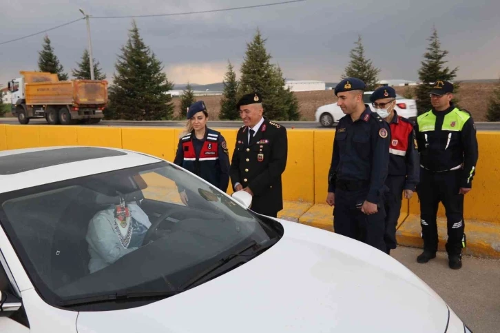 Ramazan Bayramı tatilinde trafik için jandarma denetimleri sıkılaştırıldı
