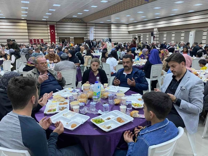 Ramazan etkinlikleri Eşref Ziya Terzi ve Halil Necipoğlu konseri ile devam etti
