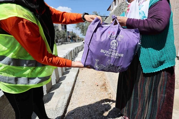 Ramazanda ihtiyaç sahiplerine 25 bin gıda paketi dağıtıldı
