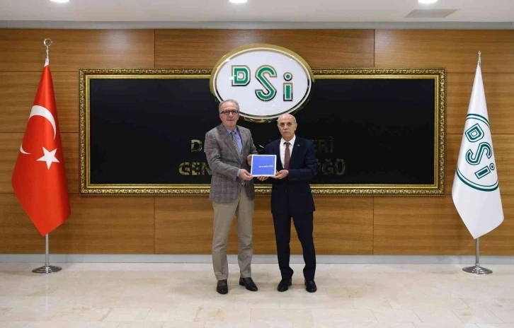 Rektör Uzun, DSİ Genel Müdürü Prof. Dr. Akça’yı ziyaret etti
