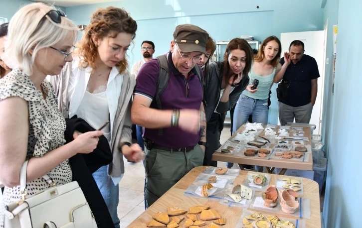 Ressamlar, Altınova’ya hayran kaldı
