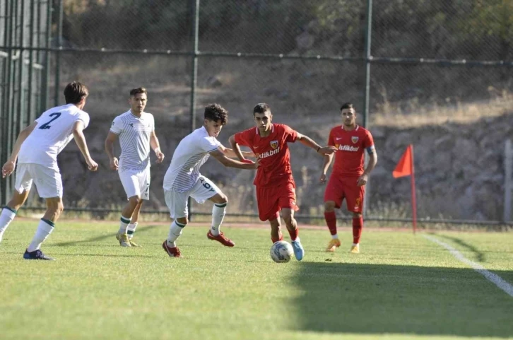 Rezerv Lig: Kayserispor: 3 - Giresunspor: 1
