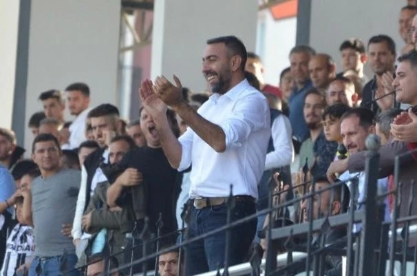 Rıdvan Eşin, Nazilli Belediyespor’u yalnız bırakmıyor
