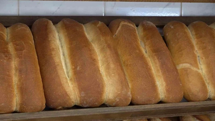 Rize’ye özgü ’baston ekmeği’ diğer ekmeklere göre daha yavaş bayatlıyor

