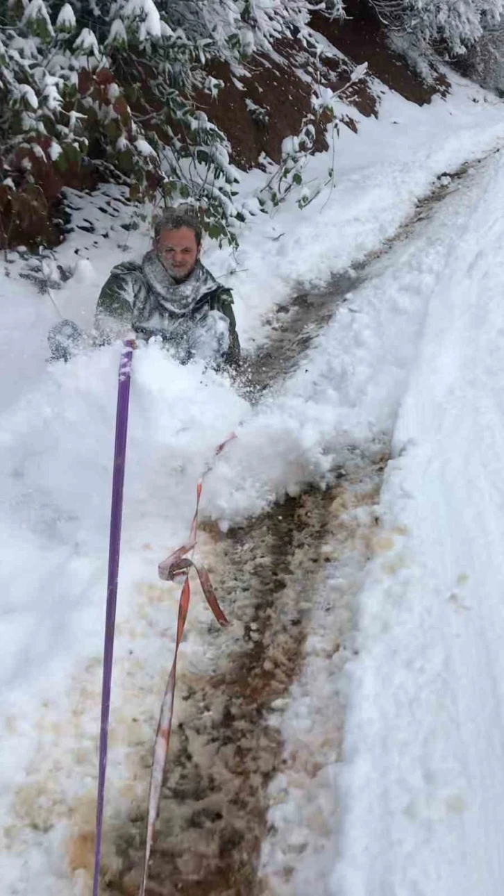 Rizeliler karı böyle eğlenceye dönüştürdü
