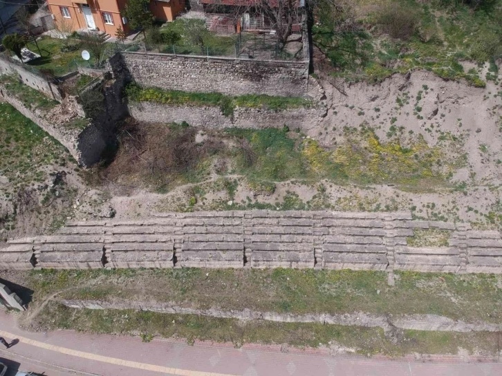 Roma dönemine ait stadion turizme kazandırılacak
