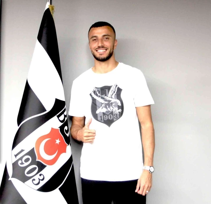 Romain Saiss: "Burada olduğum için çok mutluyum"
