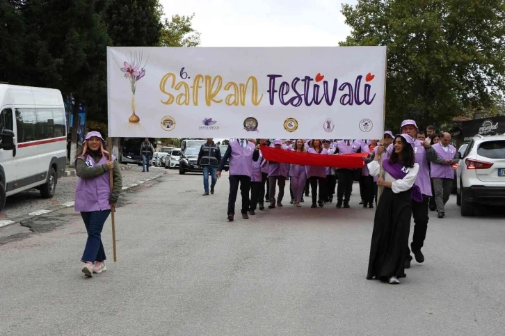 Safran Hasadı Festivali’nin 6’ncısı kortej yürüyüşü ile başladı
