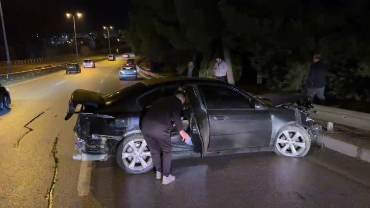 Safranbolu'da Otomobil Bariyere Çarptı: 1 Yaralı