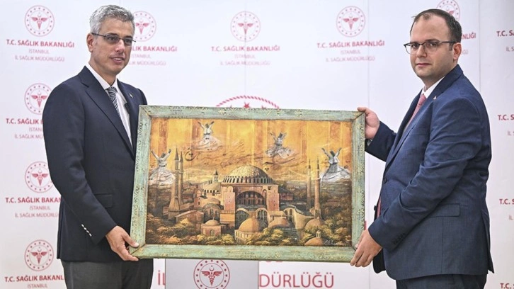 Sağlık Bakanı Memişoğlu, İstanbul İl Sağlık Müdürlüğü devir teslim törenine katıldı