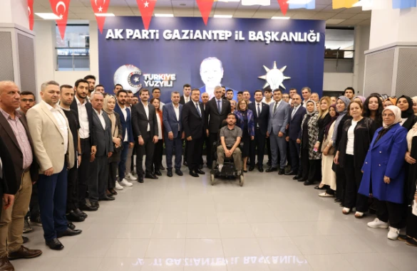 Sağlık bakanı Kemal Memişoğlu AK parti Gaziantep teşkilatı ile buluştu