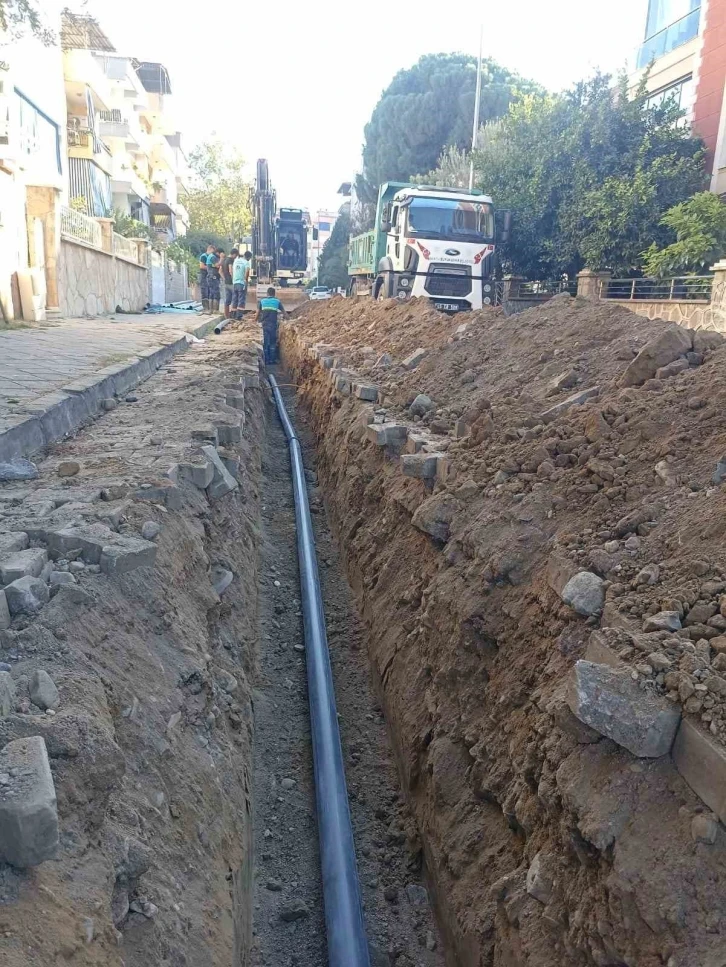 Sağlık Mahallesi’nde içme suyu hattının yeri değiştirildi
