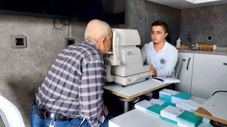 Sağlık tırı Kepez’in mahallelerinde
