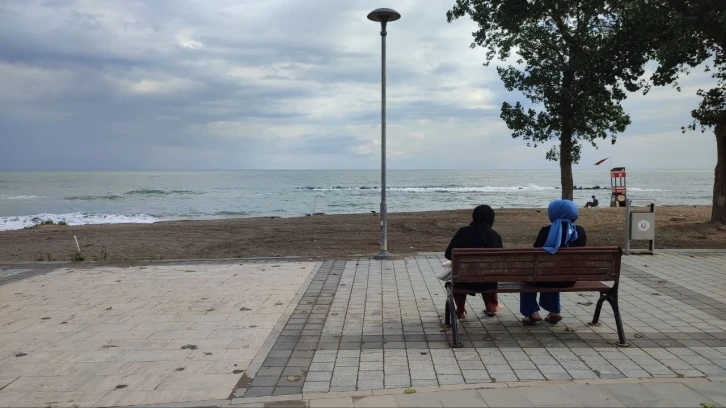 Sakarya’nın bazı ilçelerinde deniz girmek yasaklandı
