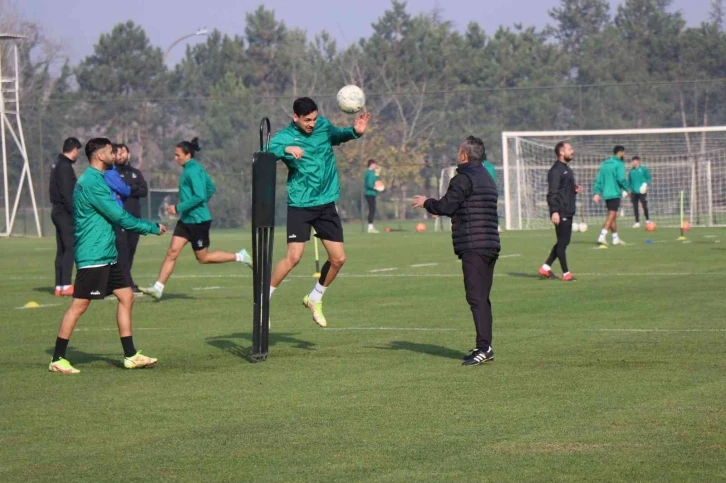 Sakaryaspor’un devre arası kamp programı belli oldu
