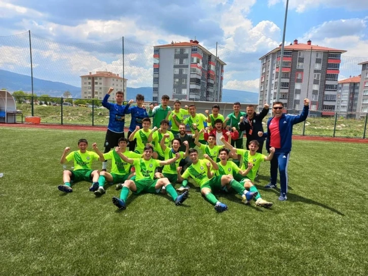 Salihli Belediyespor, Kütahya’da şampiyon
