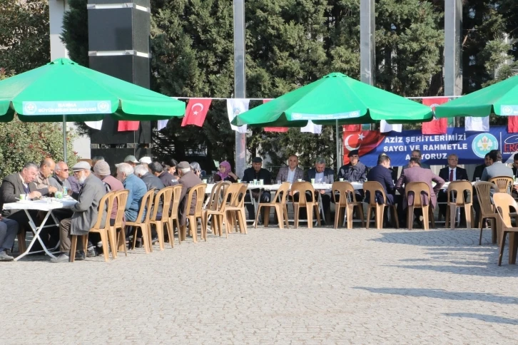 Salihlili şehitler şehadet yıl dönümlerinde anıldı
