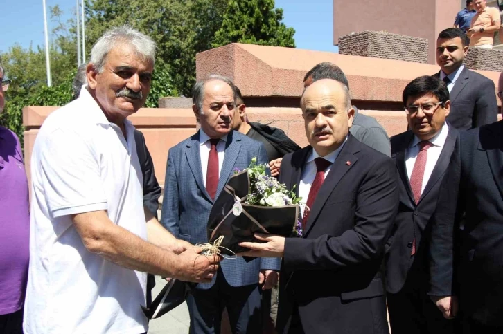 Samsun’a veda eden Vali Dağlı: “Samsun’daki misyonumu tamamladım”
