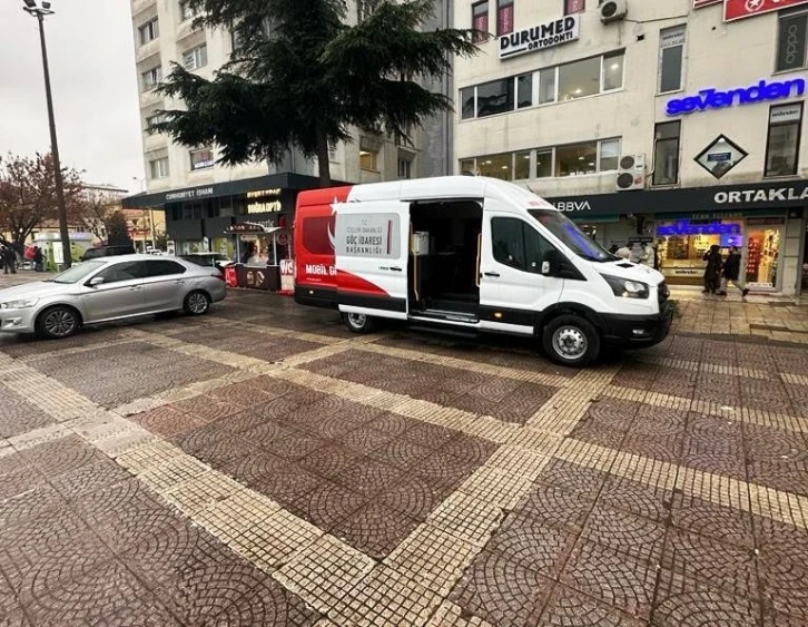 Samsun’da düzensiz göçmenleri tespit eden “Mobil Göç Noktası” aracı hizmette
