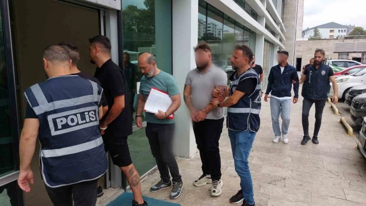 Samsun’da gasptan gözaltına alınan 5 kişi adliyeye sevk edildi
