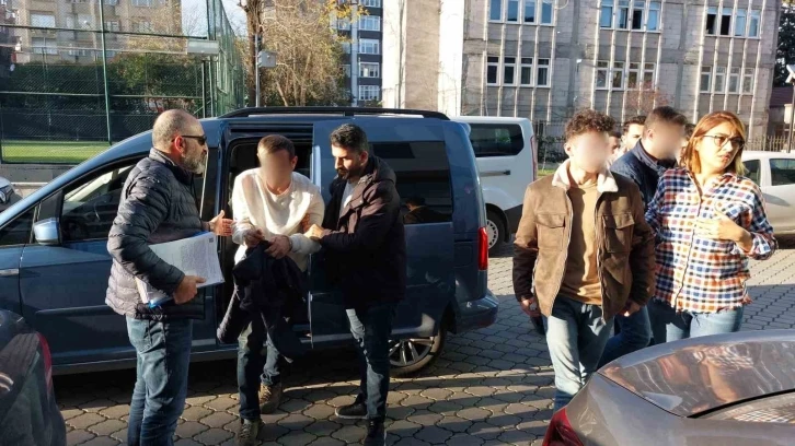 Samsun’da internet üzerinden çocuklara pornografik görüntü gönderen 3 kişi yakalandı
