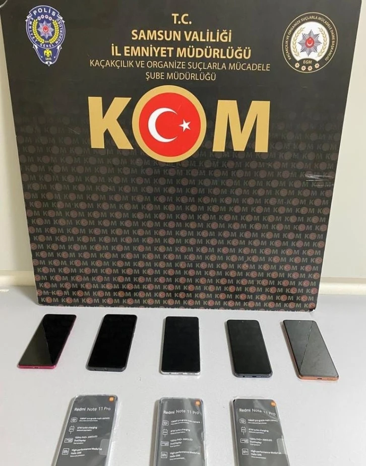 Samsun’da kaçak cep telefonu ele geçirildi
