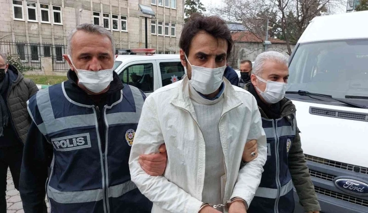 Samsun’da Onur Anıtı’na saldıranlara 5 yıl 22’şer gün hapis
