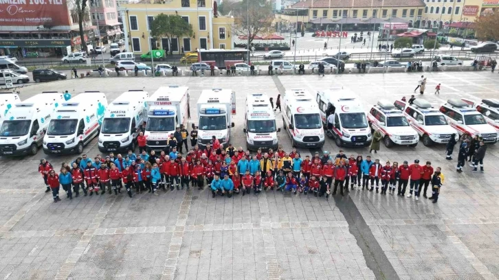 Samsun’da sağlık araçları korteji
