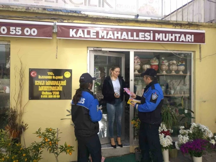 Samsun polisi vatandaşları bilgilendirdi
