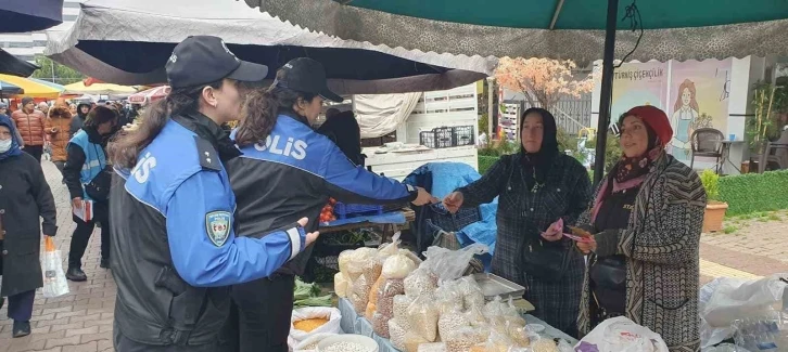 Samsun polisi, vatandaşları bilgilendiriyor
