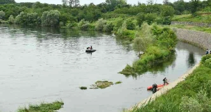 Samsun’da kayıp Emine’yi arama çalışmaları sürüyor