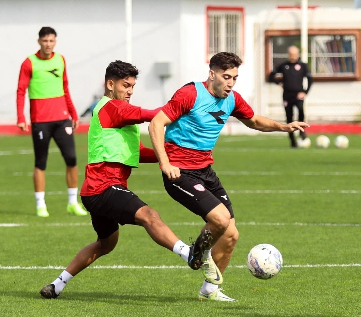 Samsunspor ile Altınordu 21. randevuya çıkıyor
