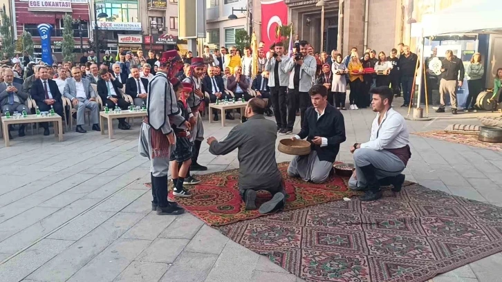 Sandıklı’da ‘Şed’ kuşatma töreni düzenlendi
