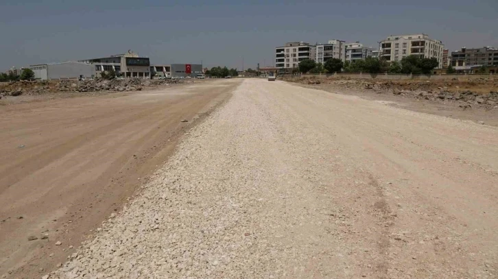 Şanlıurfa Büyükşehir’den Viranşehir’de yol çalışması
