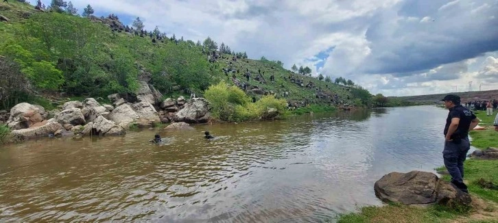 Şanlıurfa'da Dereye Giren Çocuk Boğuldu