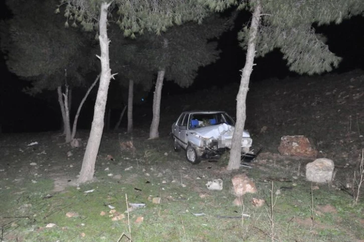 Şanlıurfa’da otomobil şarampole devrildi: 3 yaralı
