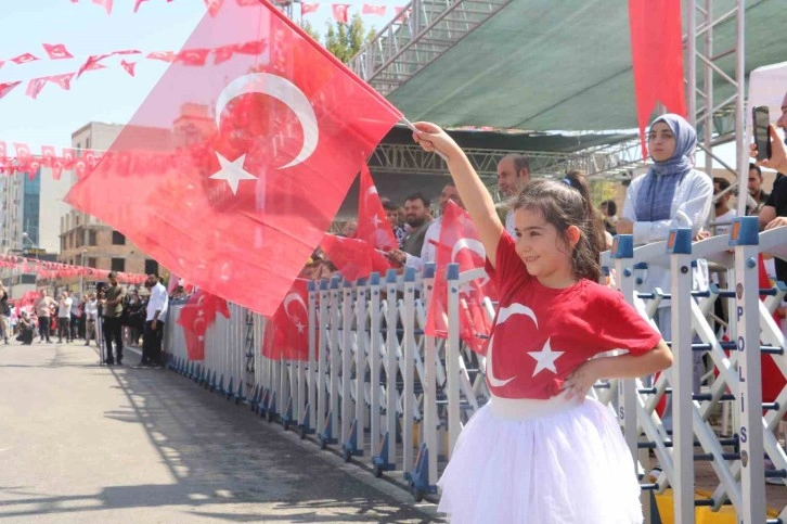 Şanlıurfa’da Zafer Bayramı coşkusu