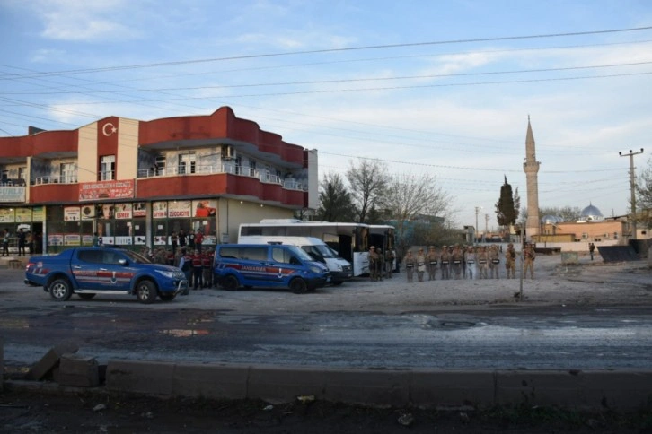 Şanlıurfa’da iki aile arasında taşlı sopalı fırın kavgası: 14 yaralı