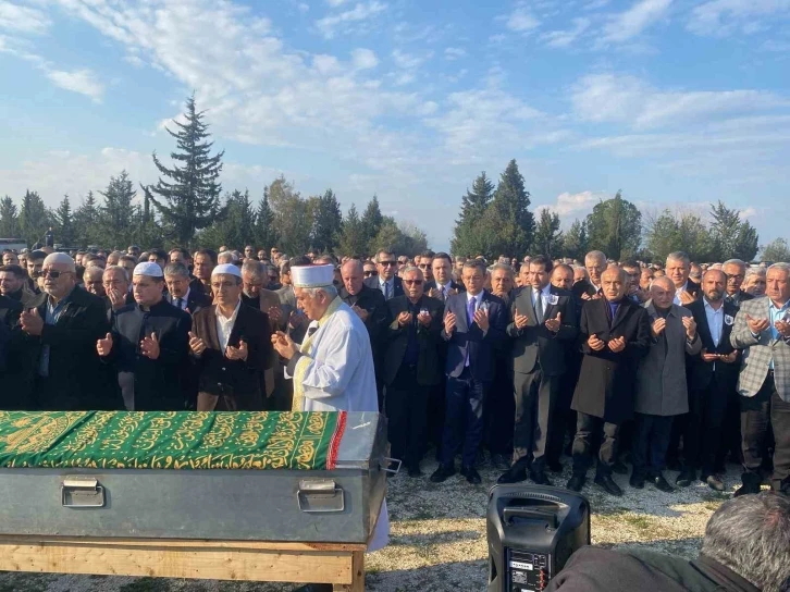 Şehit cenazesinde kalp krizi geçiren CHP Osmaniye İl Başkanı Mehmet Orhun Döğüşcü hayatını kaybetti
