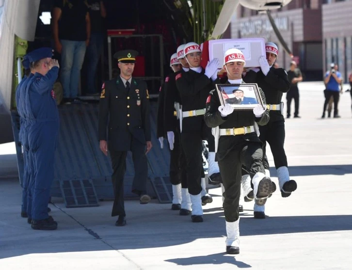  Şehit Piyade Uzman Onbaşı Uğur Özdemir için tören düzenlendi