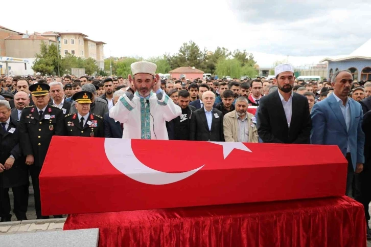 Şehit Uzman Çavuş Dündar, Yozgat’ta son yolculuğuna uğurlandı
