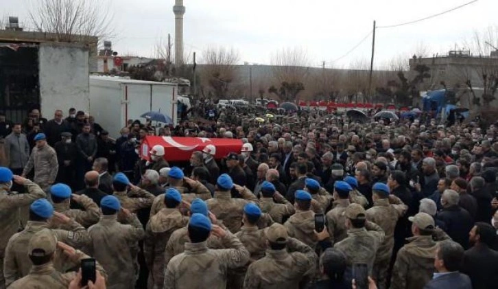 Şehit Uzman Çavuş Mahmut Güleş son yolculuğuna uğurlandı