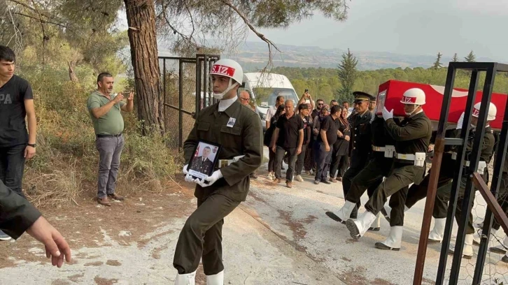 Şehit Uzman Çavuş Taner Torun son yolculuğuna uğurlandı
