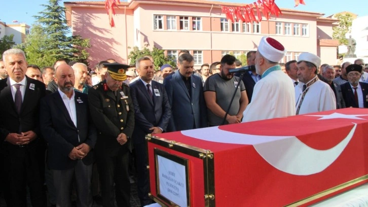 Şehit Uzman Çavuş Uçakçı, toprağa verildi