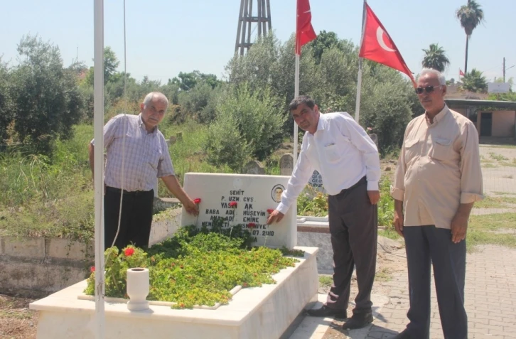 Şehit Yasin Ak, kabri başında dualarla anıldı
