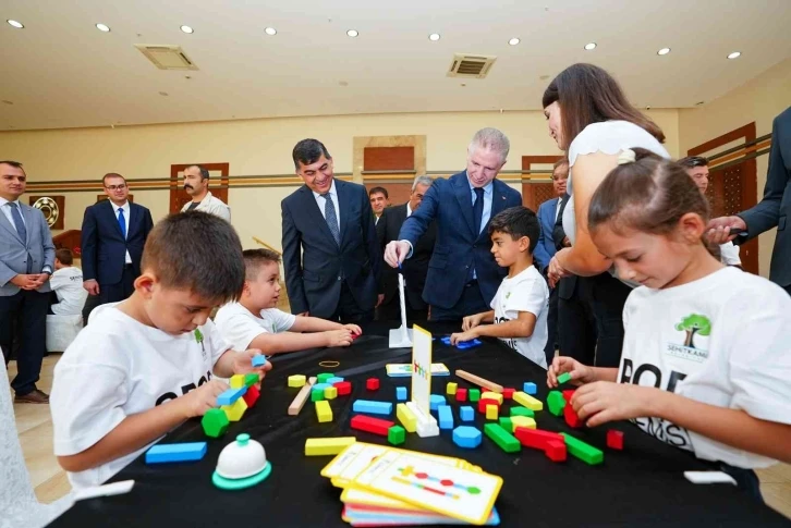 Şehitkamil’de tüm okullara malzeme desteği
